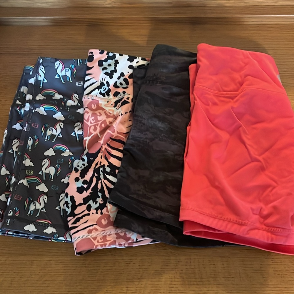 IAB shorts XS